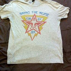 OBEY T-SHIRT